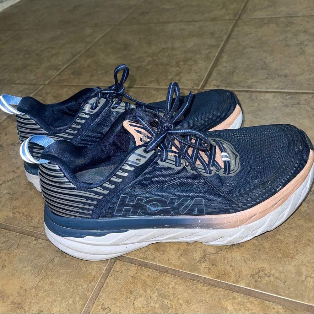 Hoka Bondi 6